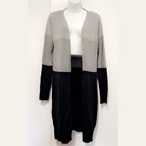 Tag Women's Two-Tone Cardigan in Gray and Black
